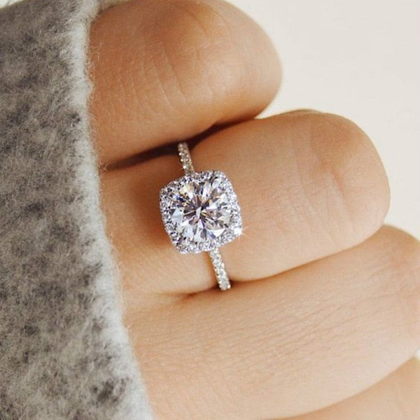 Trendy Crystal  Engagement Rings For Women